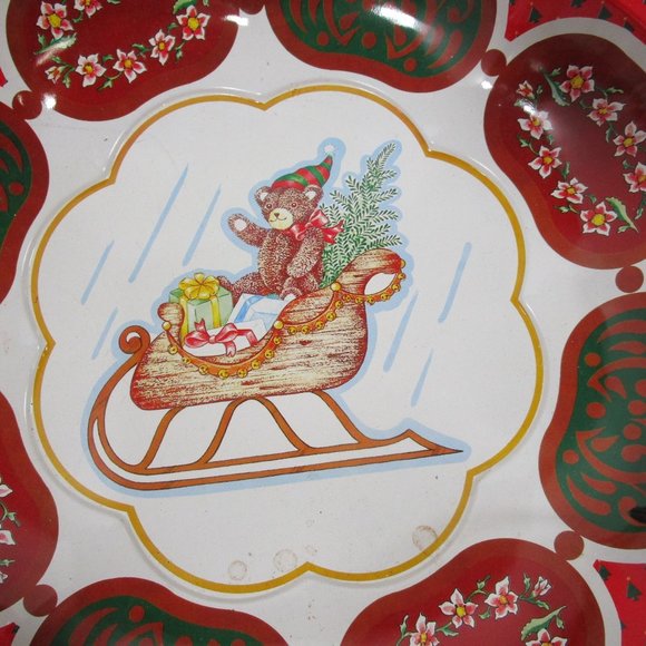Christmas Tin Shallow Bowl by The Tin Company with Toy Filled Sleigh - Picture 7 of 9